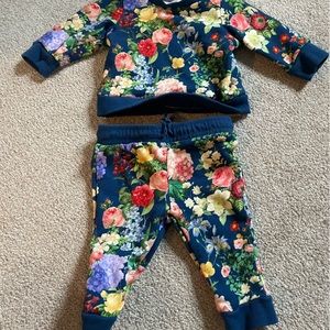 Posh Peanut Carmen Lounge Set